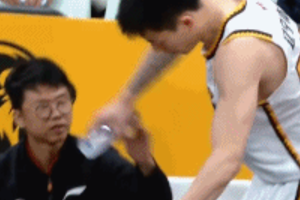 廣廈逆襲！遼寧男籃新賽季首戰(zhàn)失利遭遇慘敗