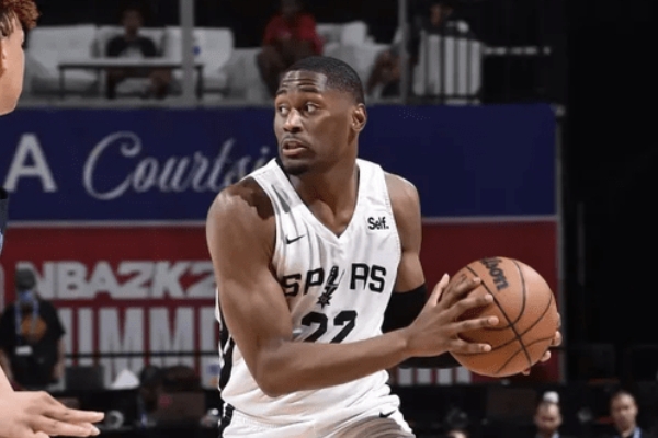 NBA球隊(duì)如何通過(guò)選秀系統(tǒng)發(fā)掘潛力新秀？